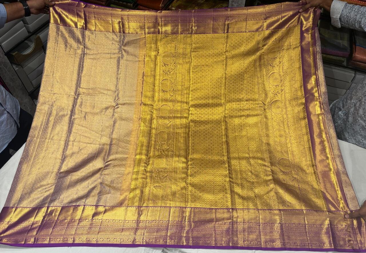 Purple Kanjivaram Silk Saree with Rich Golden Zari Weaving - Image 4