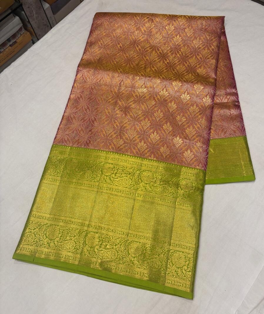Traditional Green & Peach Kanjivaram Silk Saree with Golden Zari Floral Weaving - Image 3