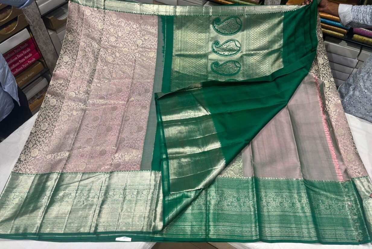Elegant Gray and Green Kanjivaram Silk Saree with Rich Paisley & Floral Zari Work - Image 5