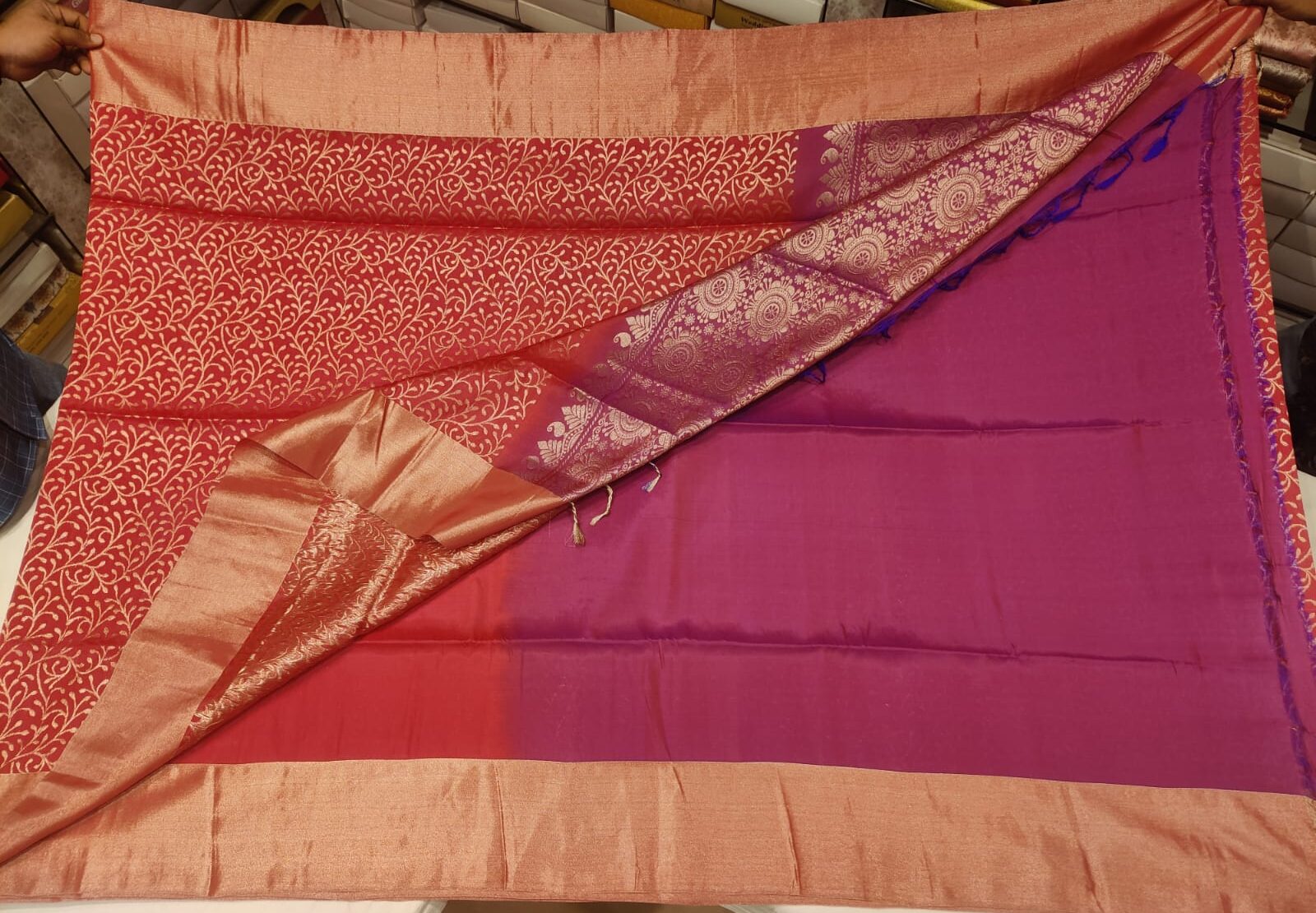Radiant Red and Purple Kanchipuram Silk Saree with Silver Zari Floral Weaving & Contrast Border - Image 5