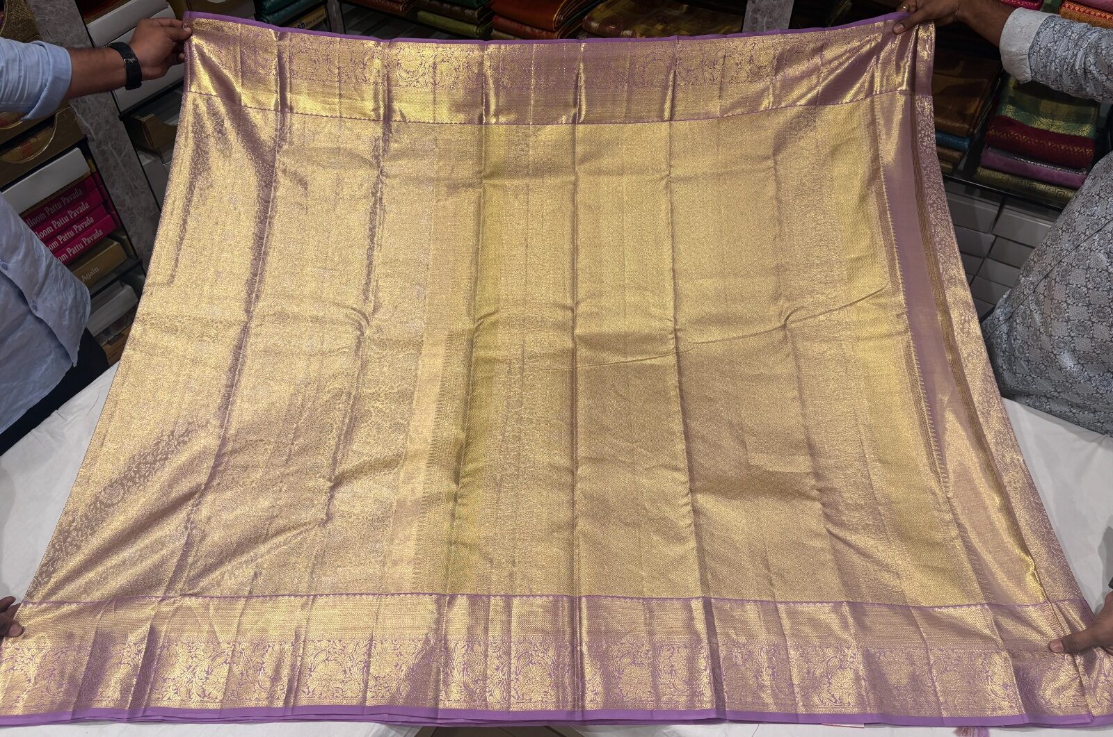 Dual Tone Lavender-Gold Pure Silk Saree - Image 4