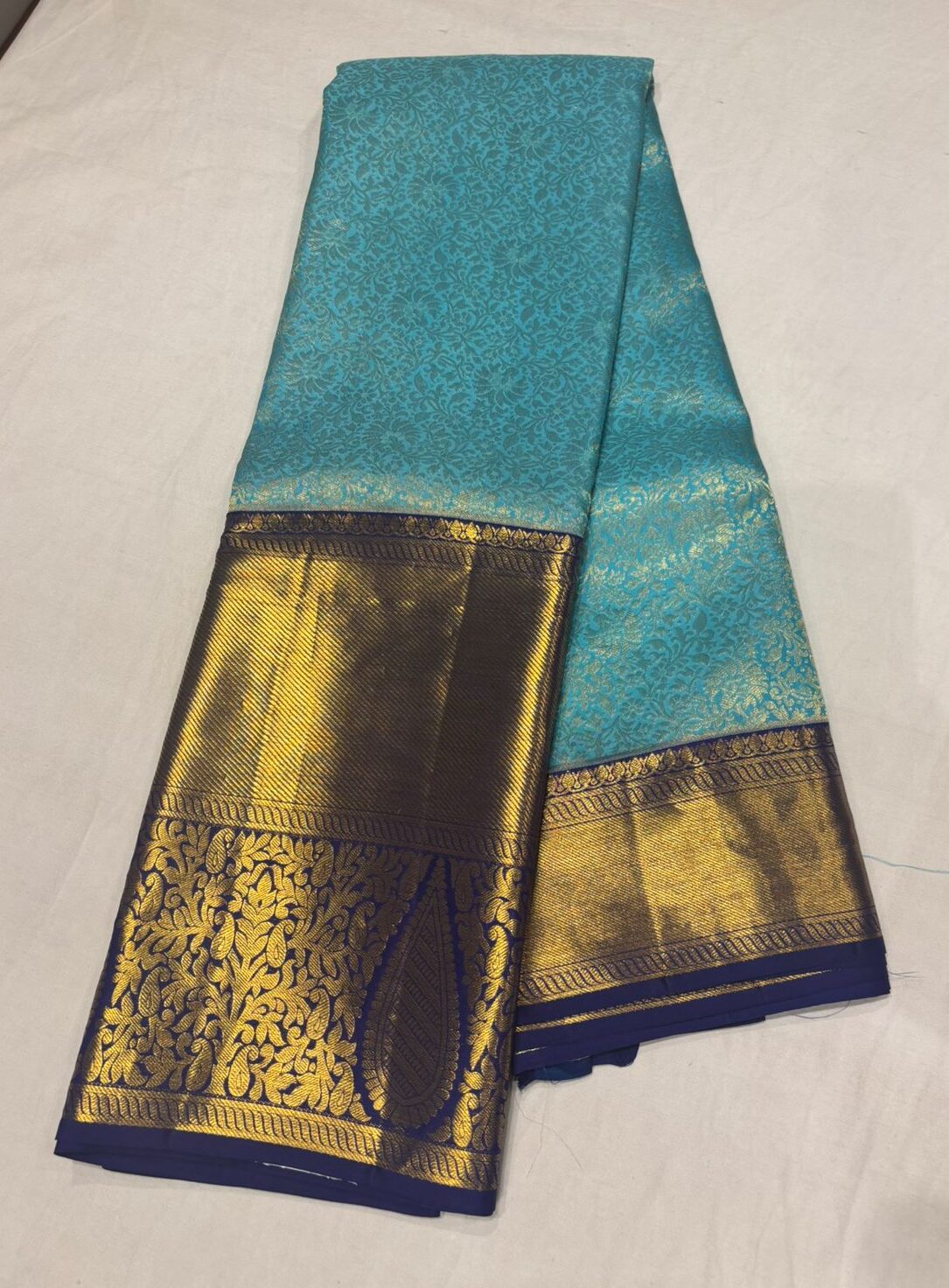 Turquoise Blue & Gold Kanjivaram Silk Saree with Royal Blue Border - Image 3