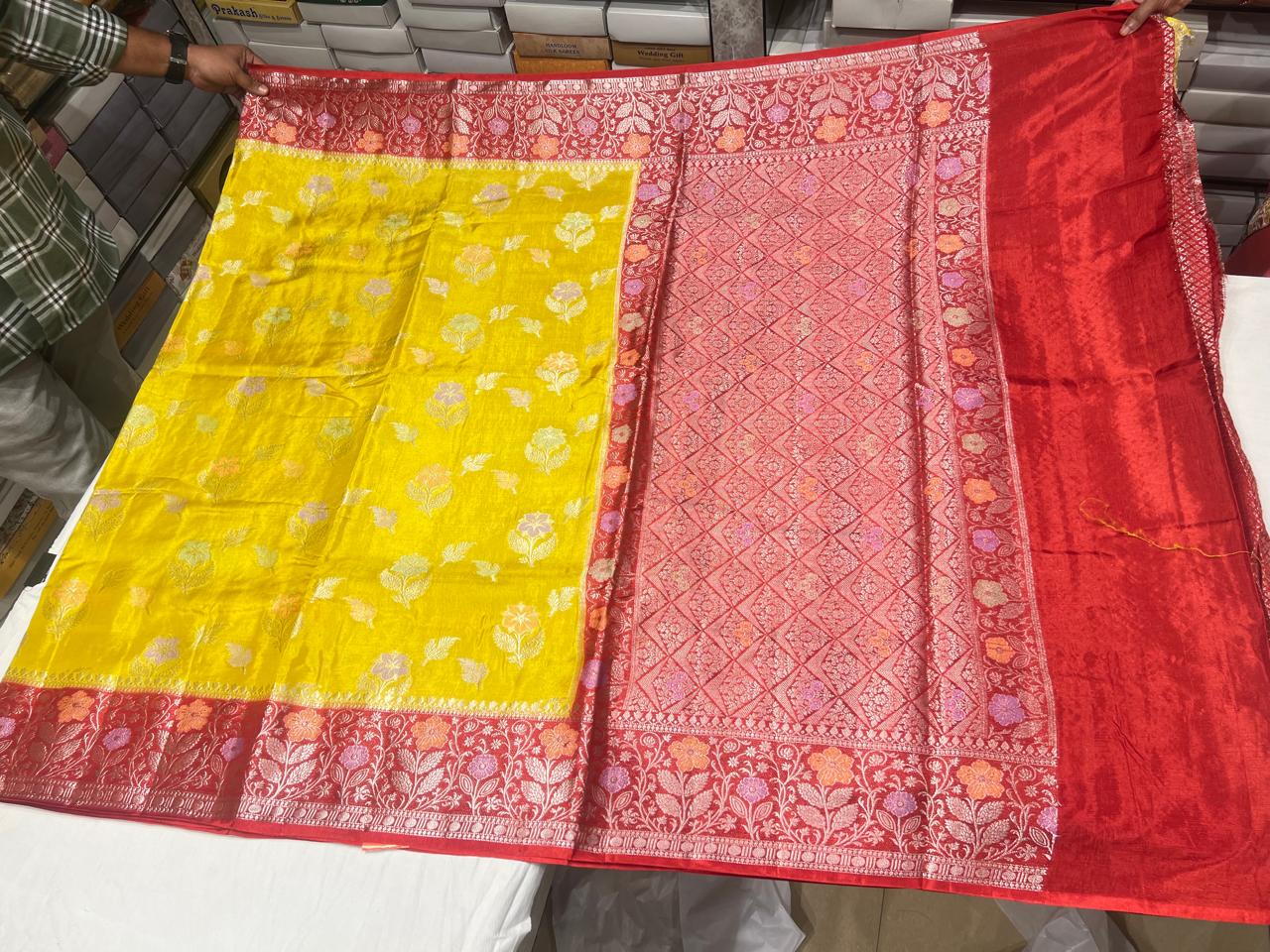 Vibrant Haldi Yellow Banarasi Saree with Red Contrast and Heavy Silver Zari Brocade Pallu - Image 3
