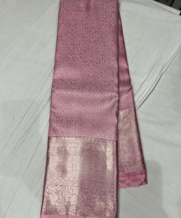 Elegant Baby Pink kanjivaram Silk Saree with Silver Zari Weaving Border & Pallu